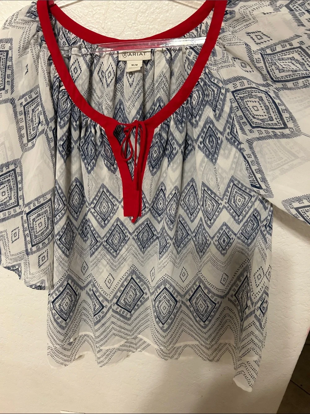 🧩ARIAT Boho Printed Peasant Top bell sleeve with Red Trim size M GUC
